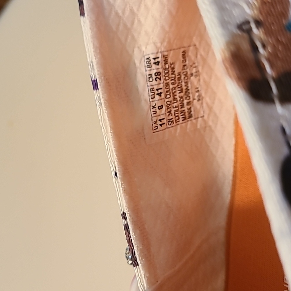 Bobs For Skechers,Ladies 11 M, Cream Dog Print - Picture 7 of 7